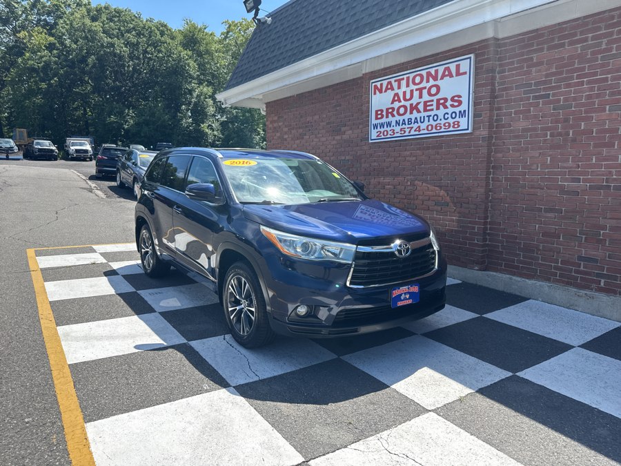 Used 2016 Toyota Highlander in Waterbury, Connecticut | National Auto Brokers, Inc.. Waterbury, Connecticut