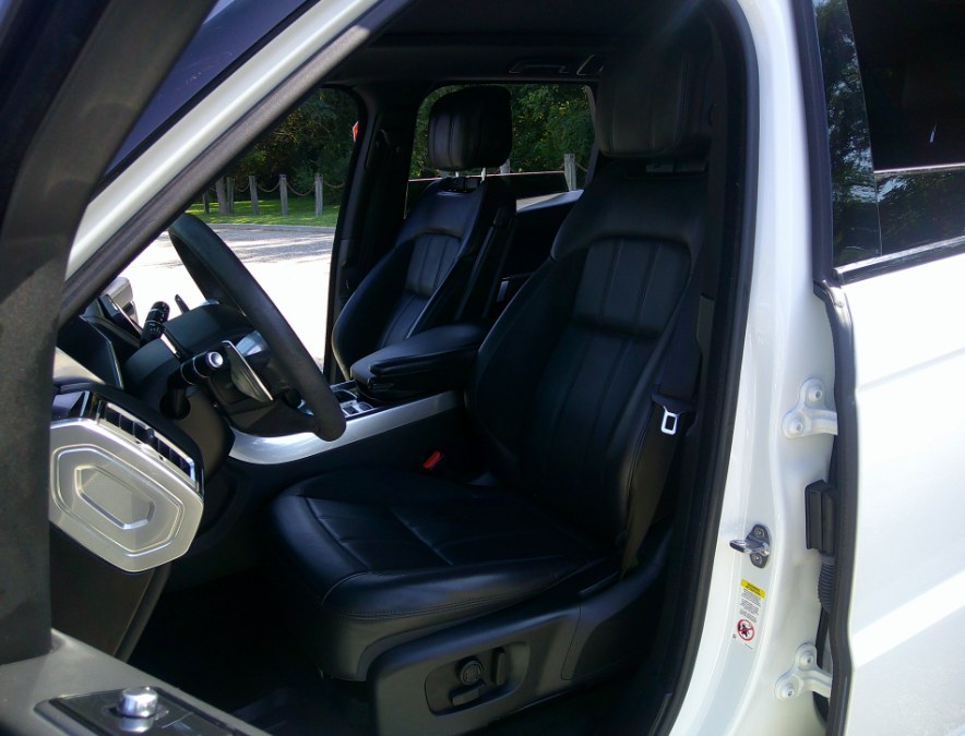 2019 Land Rover Range Rover Sport - $24,977