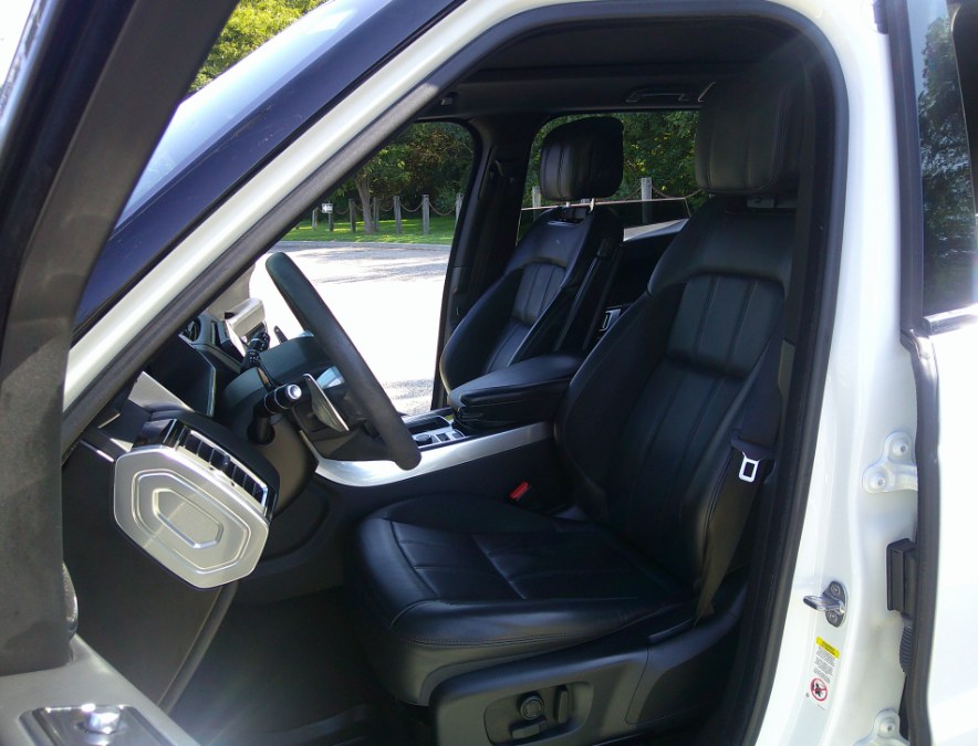 2019 Land Rover Range Rover Sport - $24,977