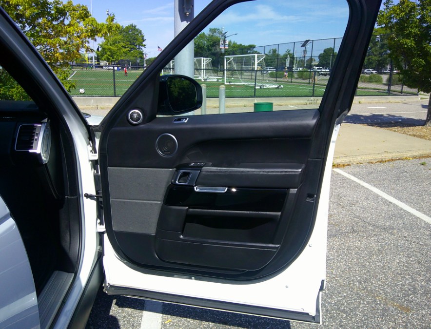 2019 Land Rover Range Rover Sport - $24,977