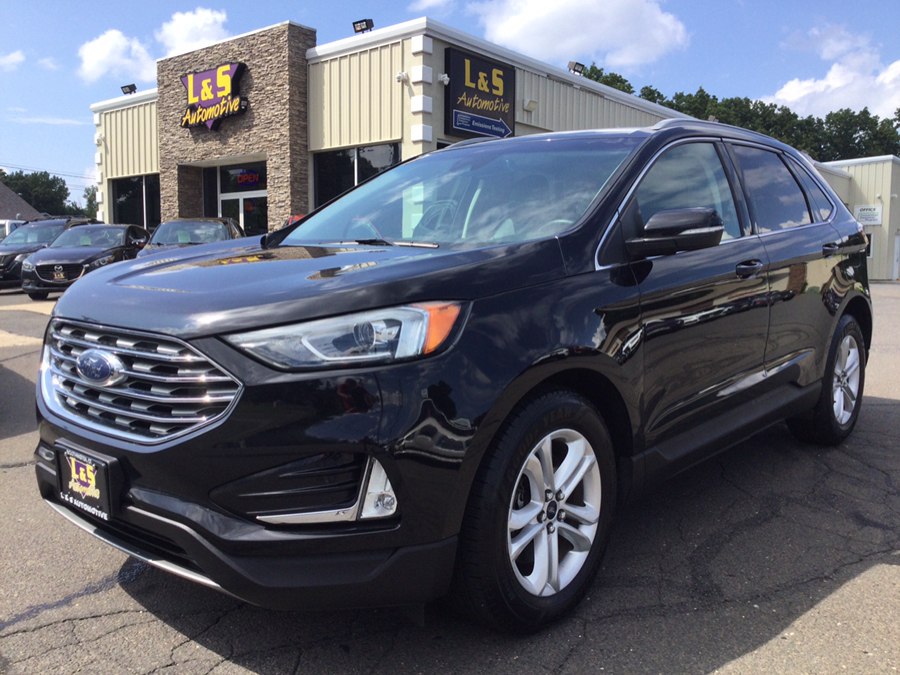 2019 Ford Edge SEL AWD photo