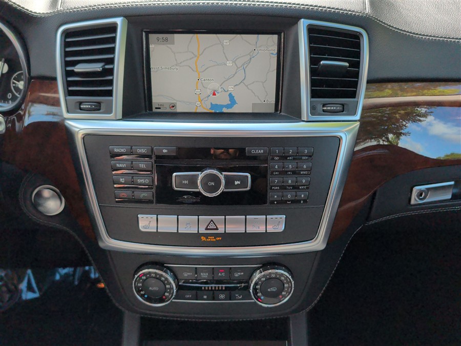 2013 Mercedes-Benz M-Class ML550 - Photo 23