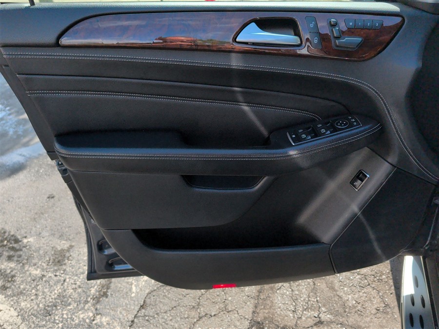 2013 Mercedes-Benz M-Class ML550 - Photo 29