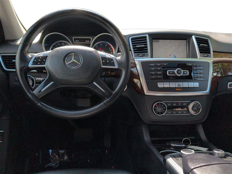 2013 Mercedes-Benz M-Class ML550 - Photo 32