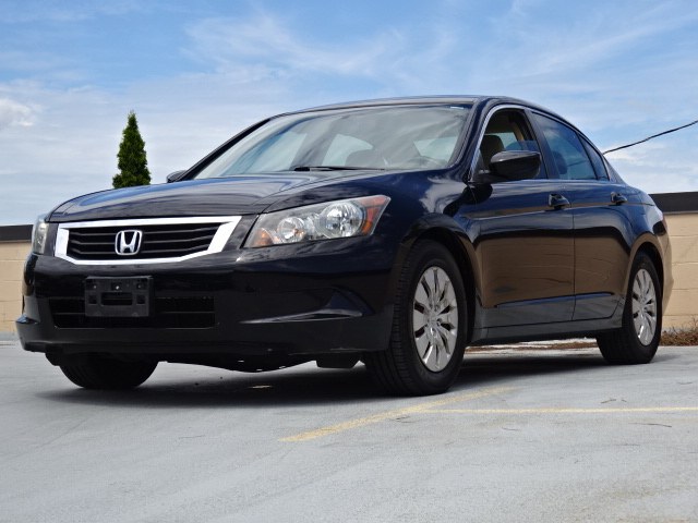 2010 Honda Accord LX - Photo 3