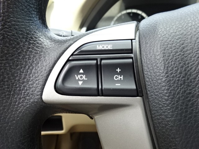 2010 Honda Accord LX - Photo 38