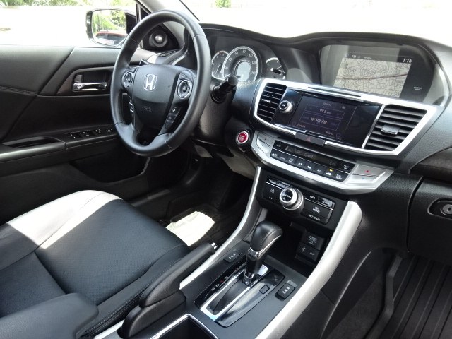 2013 Honda Accord Touring V6 - Photo 30