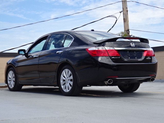 2013 Honda Accord Touring V6 - Photo 17