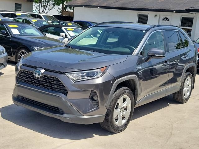 Used 2020 Toyota Rav4 in Woodside, New York | Drive Central. Woodside, New York