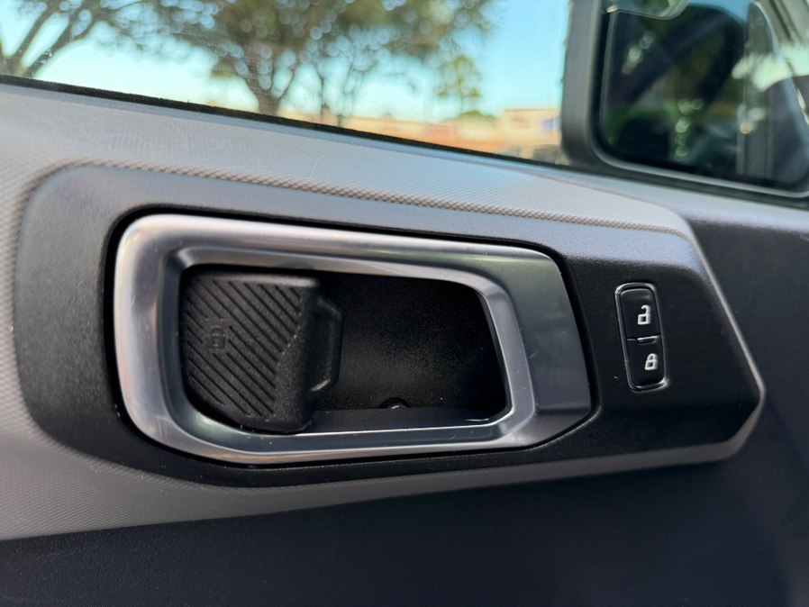 2023 Ford Bronco 4-Door Base - Photo 29