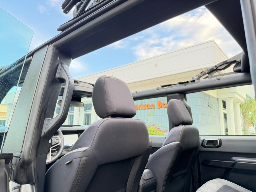 2023 Ford Bronco 4-Door Base - Photo 33