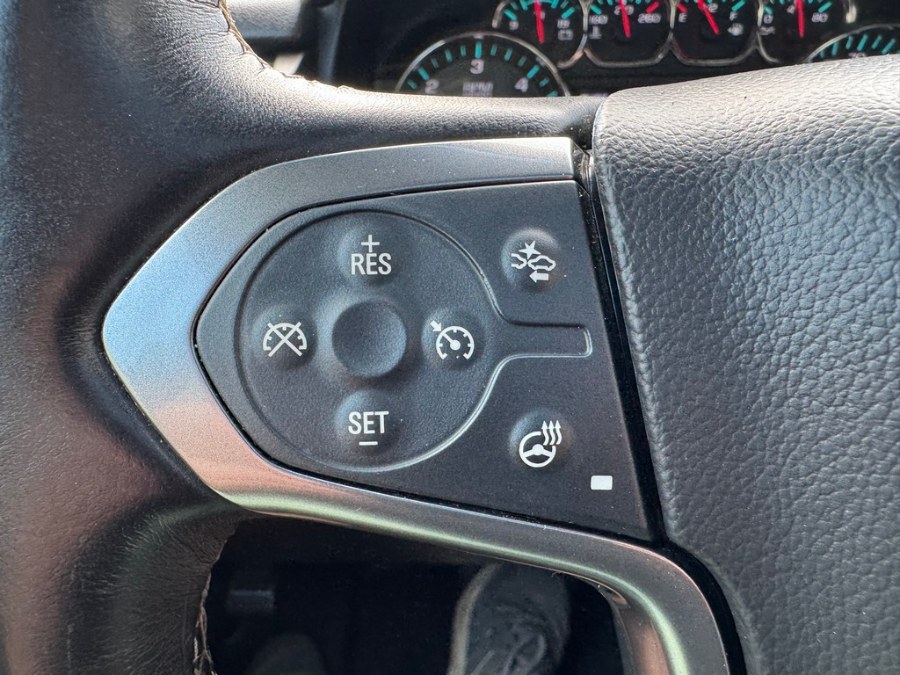 2016 Chevrolet Tahoe LT - Photo 19