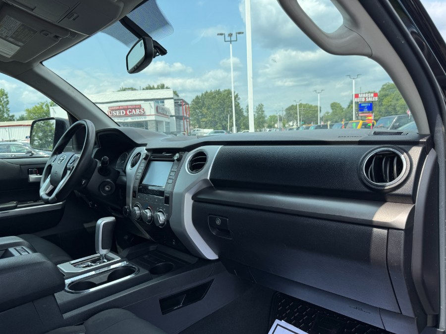 2015 Toyota Tundra SR5 - Photo 18