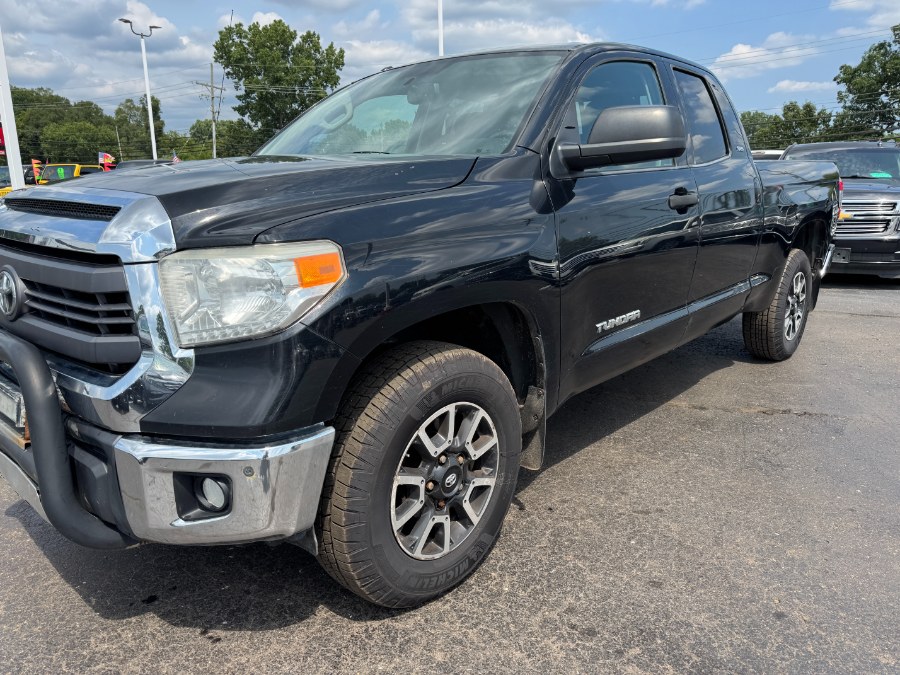 2015 Toyota Tundra SR5 - Photo 8