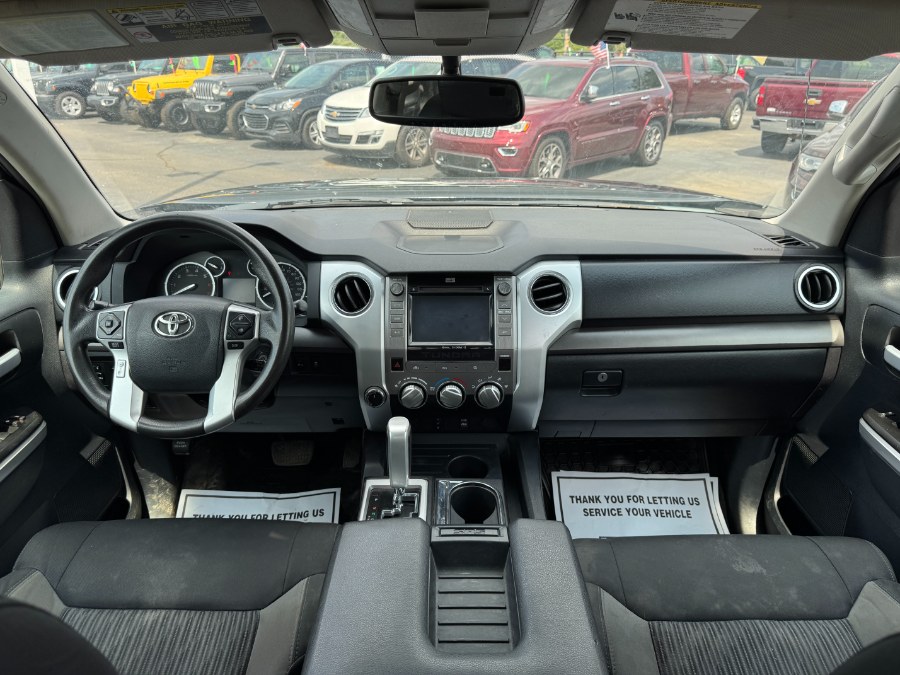 2015 Toyota Tundra SR5 - Photo 19