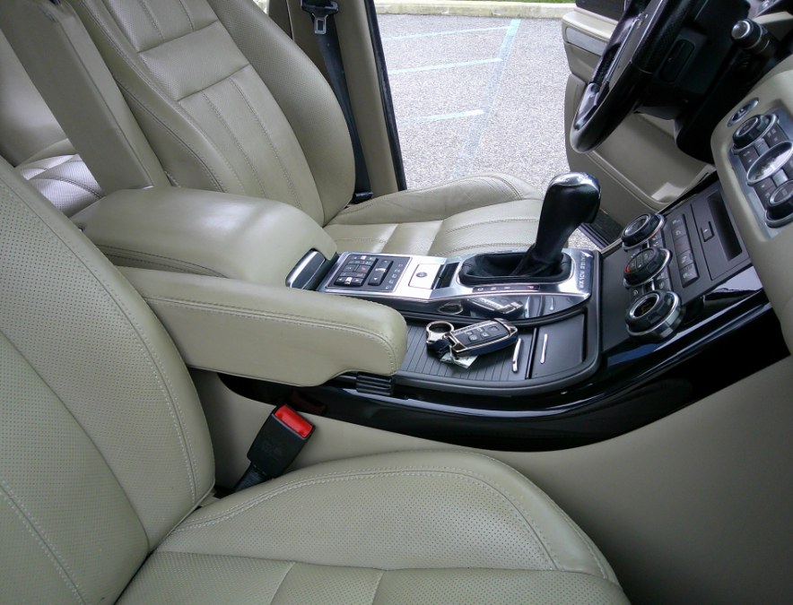 2013 Land Rover Range Rover Sport - $9,977