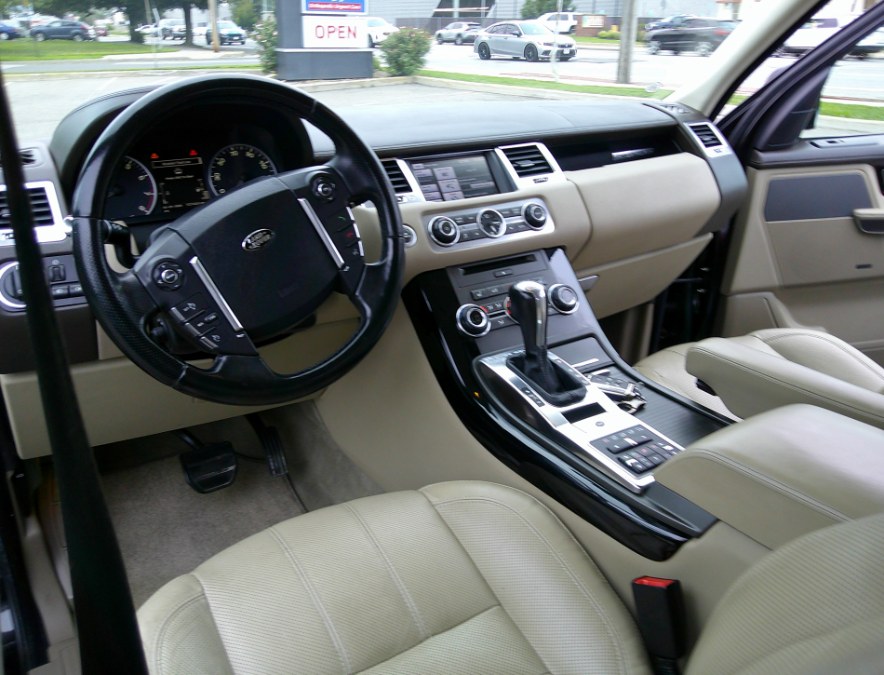 2013 Land Rover Range Rover Sport - $9,977