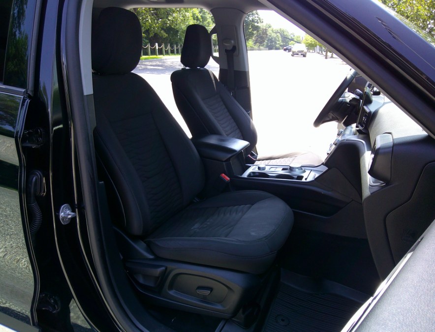 2020 Ford Explorer - $12,977