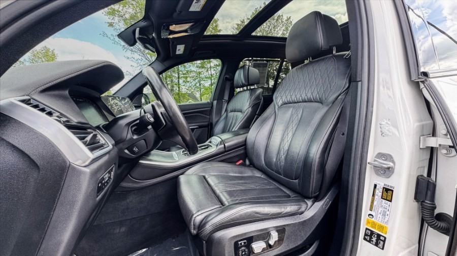 2020 BMW X5 M50i - Photo 40