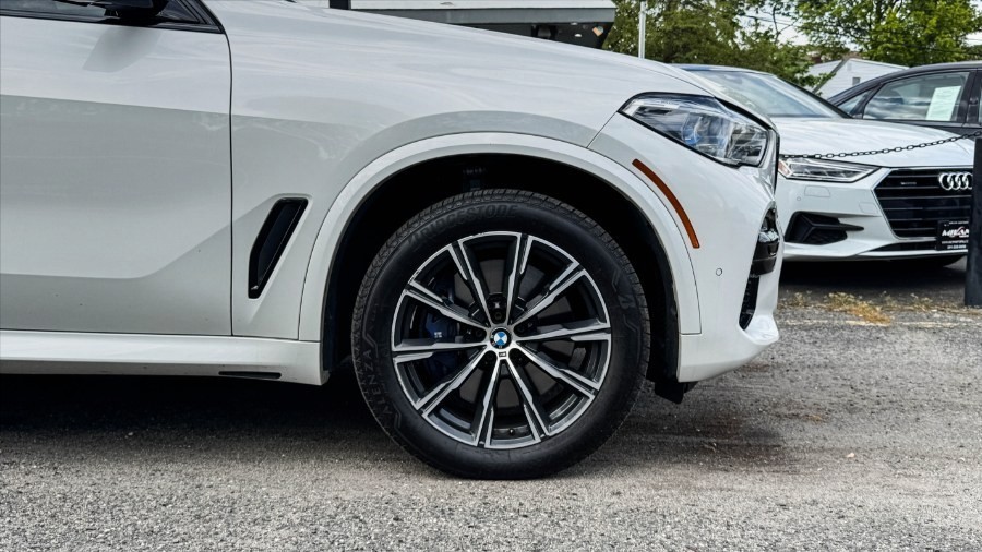 2020 BMW X5 M50i - Photo 16