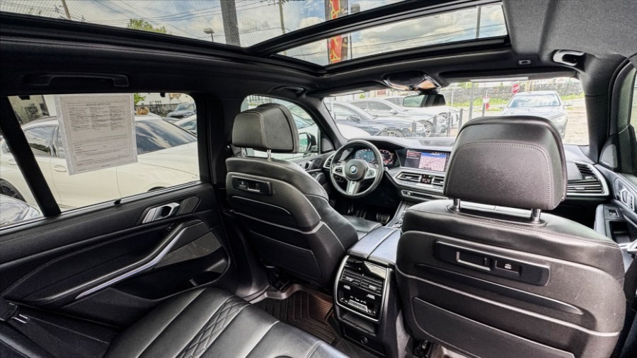 2020 BMW X5 M50i - Photo 25
