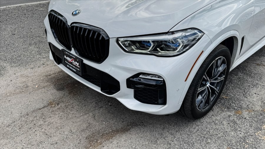 2020 BMW X5 M50i - Photo 8
