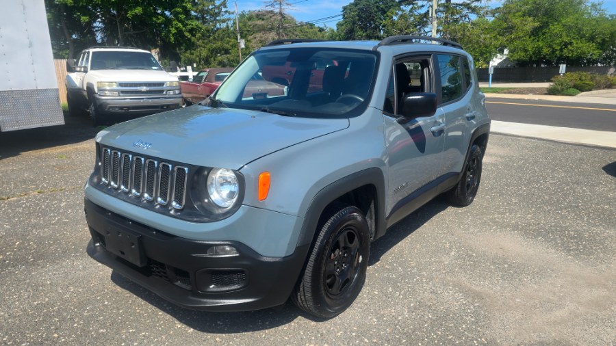 Used 2017 Jeep Renegade in Patchogue, New York | Romaxx Truxx. Patchogue, New York