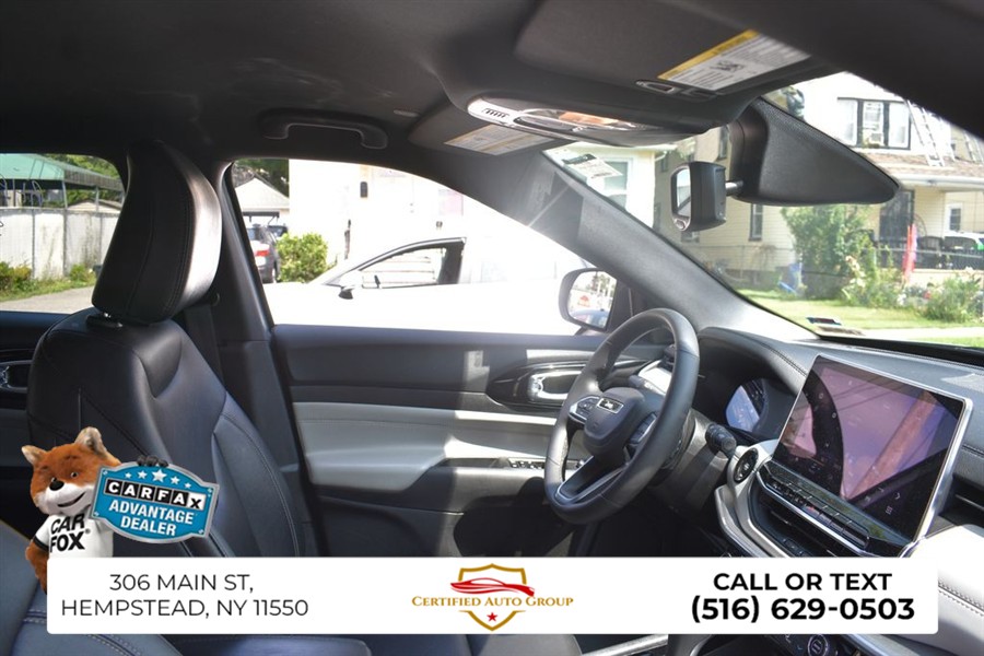 2025 Jeep Compass Limited - Photo 19