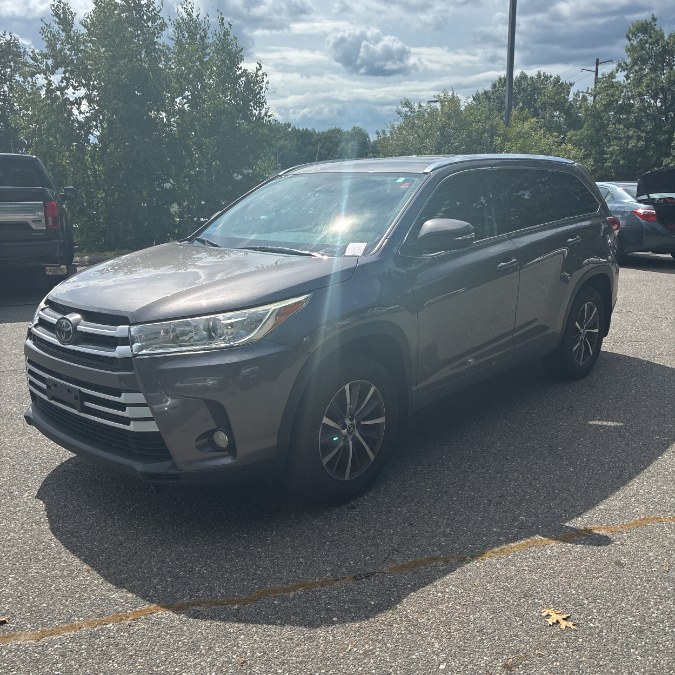 Used 2018 Toyota Highlander in Brooklyn, New York | Top Line Auto Inc.. Brooklyn, New York