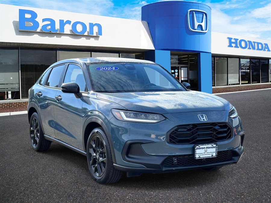 Used 2024 Honda Hr-v in Patchogue, New York | Baron Supercenter. Patchogue, New York