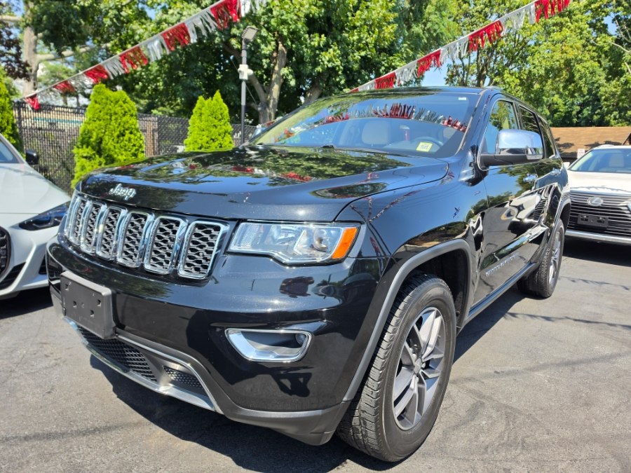 Used 2018 Jeep Grand Cherokee in Islip, New York | L.I. Auto Gallery. Islip, New York