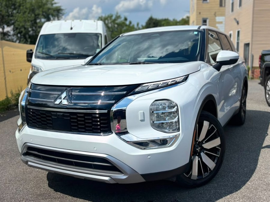 Used 2025 Mitsubishi Outlander in Irvington, New Jersey | RT 603 Auto Mall. Irvington, New Jersey