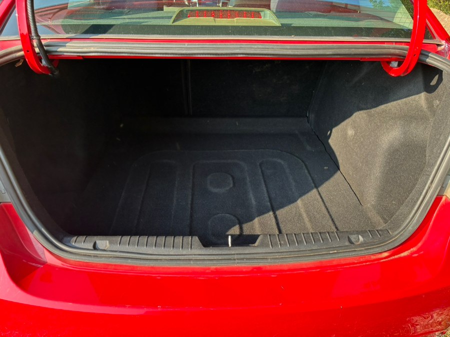 2015 Chevrolet Cruze LS - Photo 9