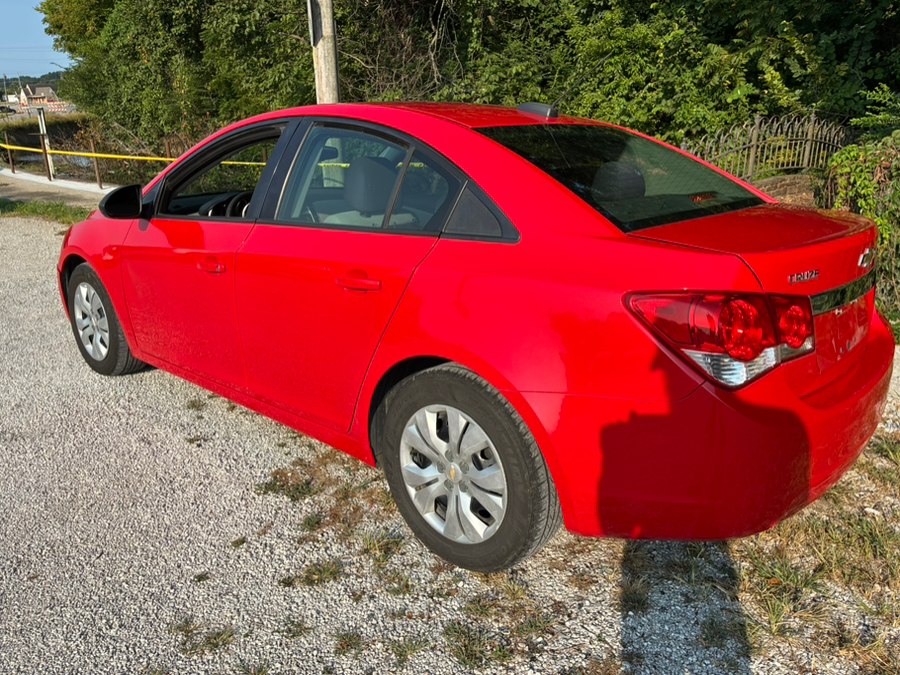 2015 Chevrolet Cruze LS - Photo 11