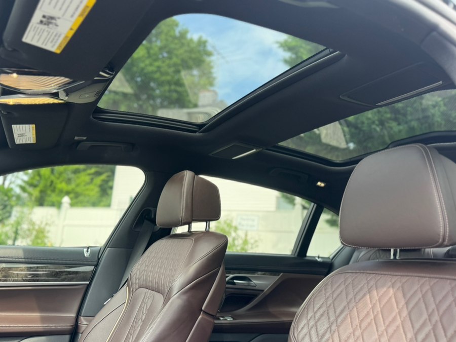 2019 BMW 7 Series 750i - Photo 11