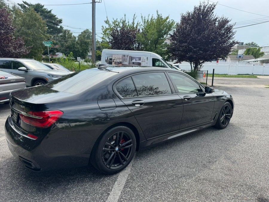 2019 BMW 7 Series 750i - Photo 2