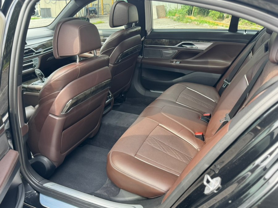 2019 BMW 7 Series 750i - Photo 13