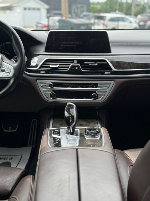 2019 BMW 7 Series 750i - Photo 17