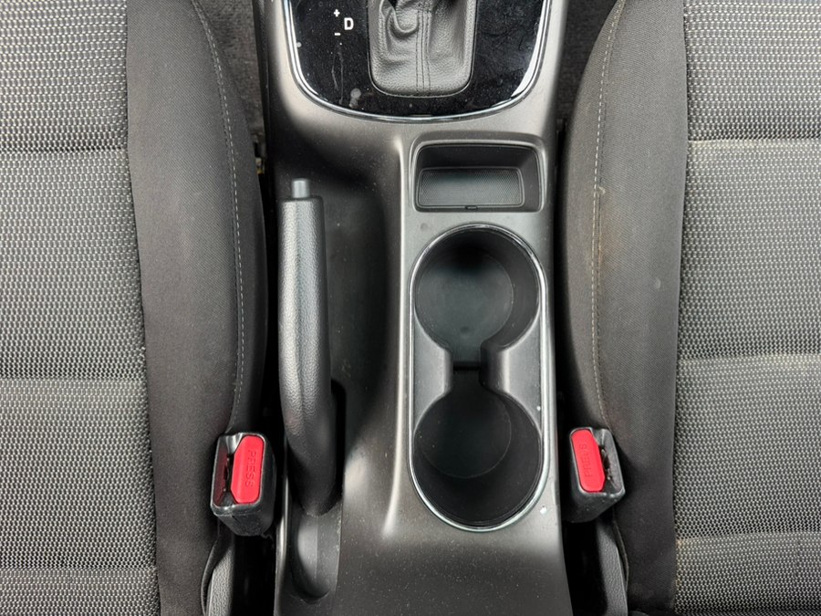 2017 Kia Forte LX - Photo 23