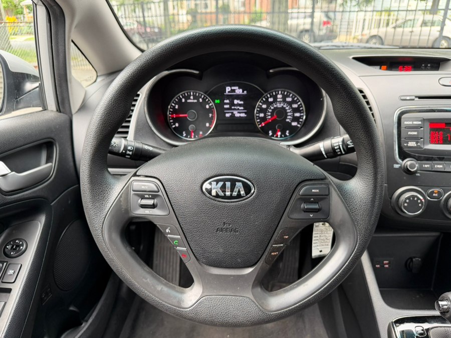 2017 Kia Forte LX - Photo 27
