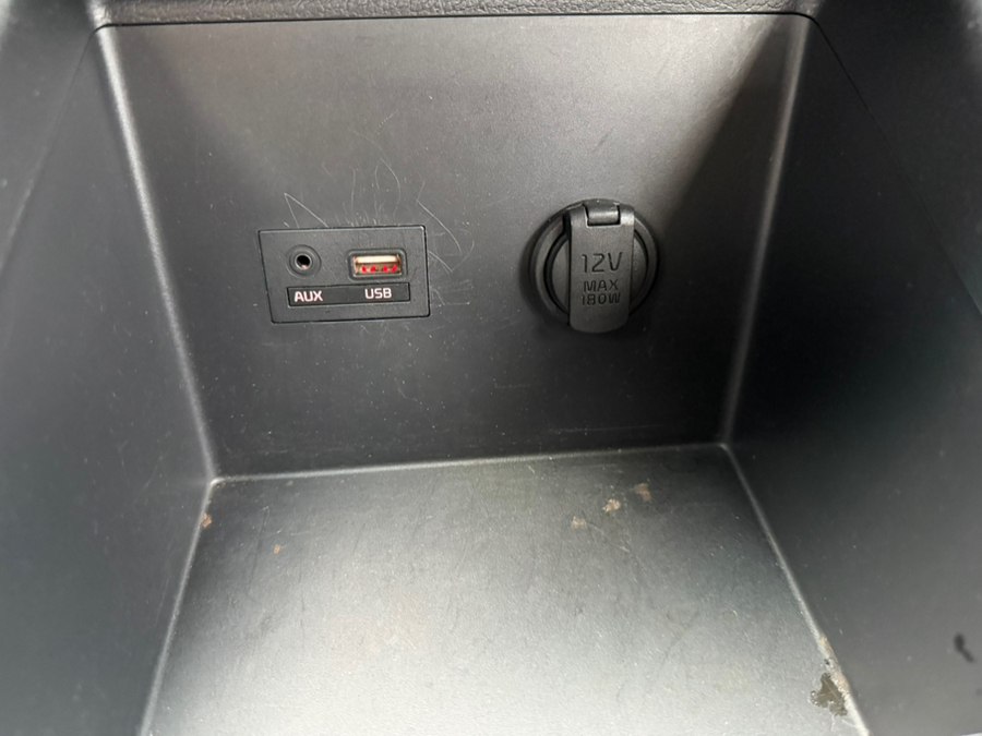 2017 Kia Forte LX - Photo 25