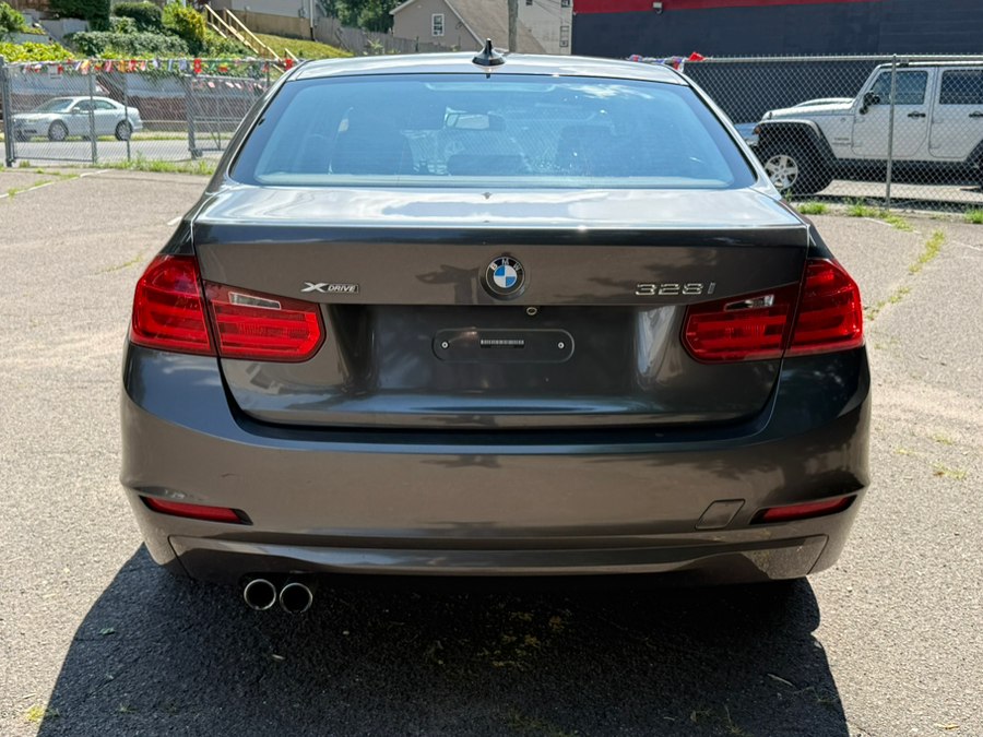 2015 BMW 3 Series 328i - Photo 4