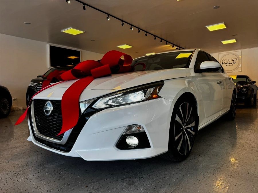 Used 2019 Nissan Altima in Santa Ana, California | K&T Motor LLC. Santa Ana, California
