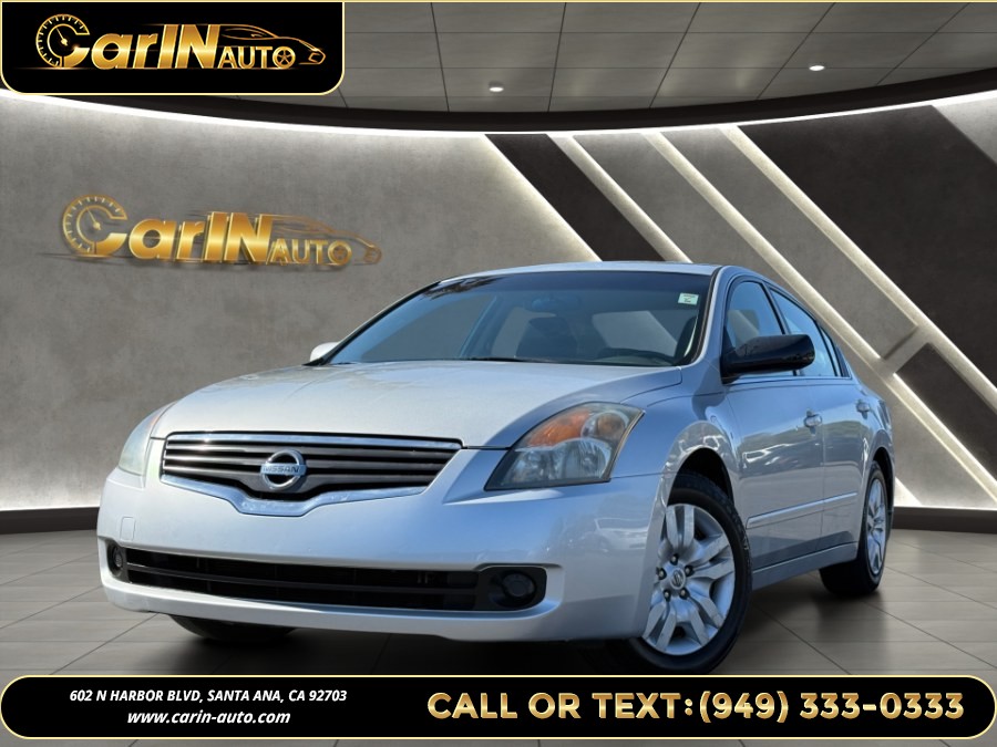 Used 2009 Nissan Altima in Santa Ana, California | Carin Auto. Santa Ana, California