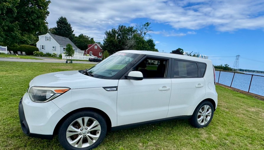 Used 2015 Kia Soul in Salem, Massachusetts | Dave Franks Auto Sales. Salem, Massachusetts