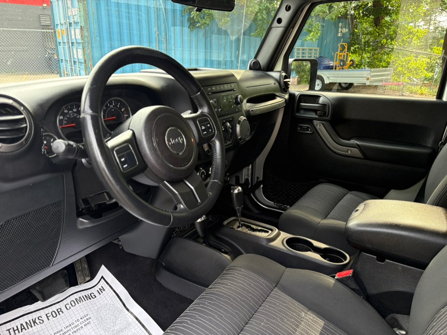 2011 Jeep Wrangler Unlimited Sport - Photo 9
