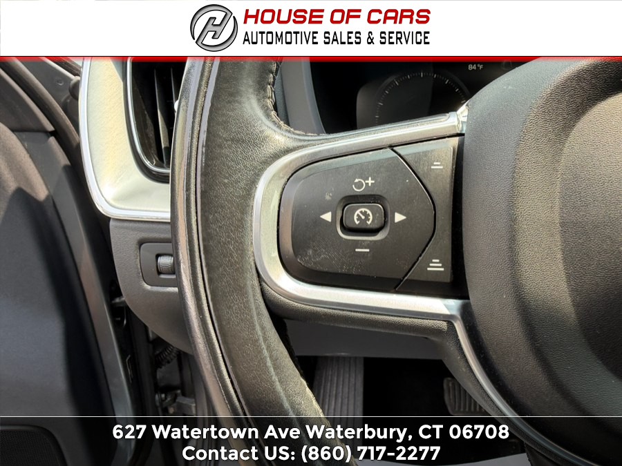 2018 Volvo XC60 Momentum - Photo 24