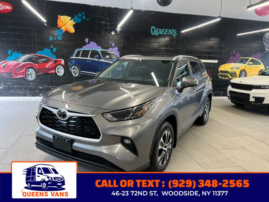Used 2026 Toyota Highlander in Woodside, New York | Queens Vans LLC. Woodside, New York