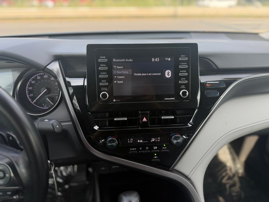 2023 Toyota Camry SE - Photo 15