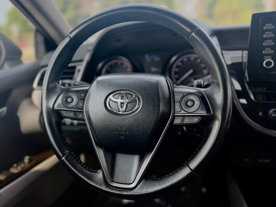 2023 Toyota Camry SE - Photo 11